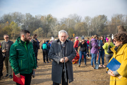 bs_191029_3713.jpg-Tokarczuk,Nobel,Las,Majchrowski