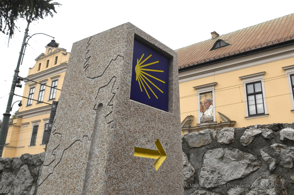 dsc_609136.jpg-Odsłonięcie obelisku – symbolu Drogi św. Jakuba  Autor: W. Majka