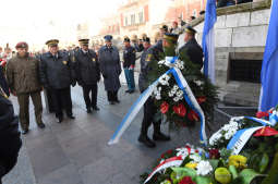 dsc_713810.jpg-władzy zaborczej - złożenie kwiatów