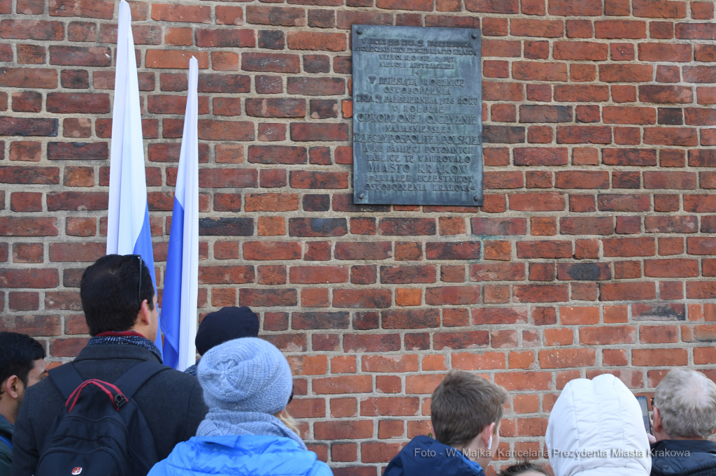 dsc_719118.jpg-władzy zaborczej - złożenie kwiatów  Autor: W. Majka