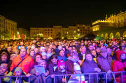 bs_191111_6660.jpg-Lekcja Śpiewania,Rynek,11 Listopada