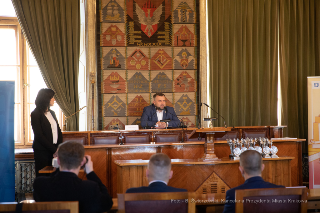 bs_191201_7896.jpg-Konkurs,Patroni ulic  Autor: B. Świerzowski