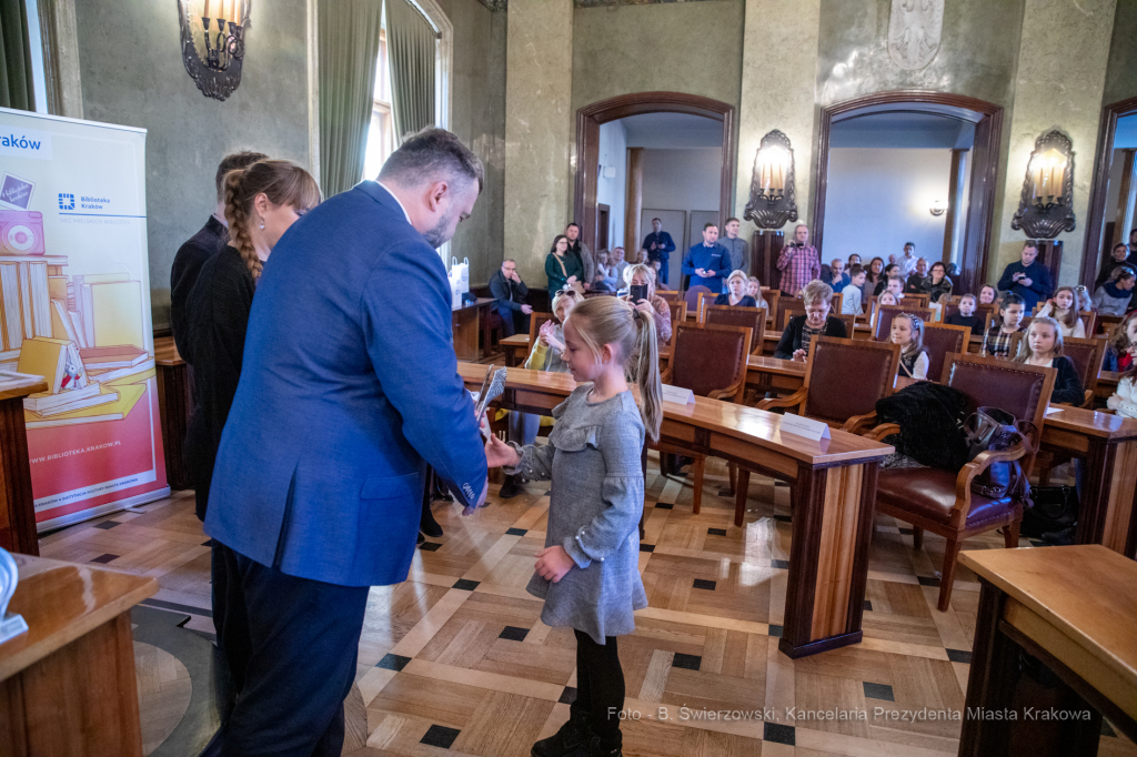 bs_191201_8006.jpg-Konkurs,Patroni ulic  Autor: B. Świerzowski