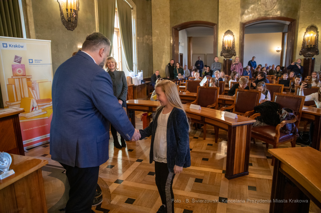 bs_191201_8011.jpg-Konkurs,Patroni ulic  Autor: B. Świerzowski