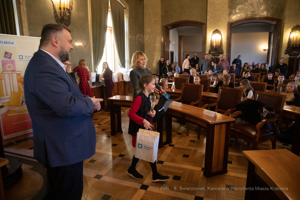 bs_191201_8024.jpg-Konkurs,Patroni ulic  Autor: B. Świerzowski