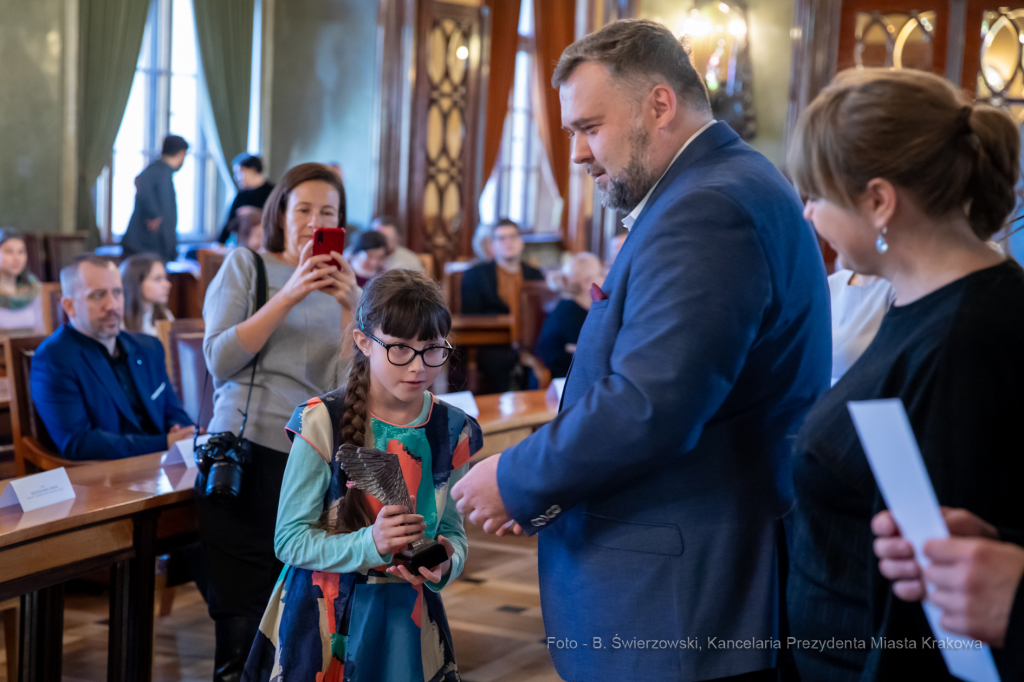 bs_191201_8094.jpg-Konkurs,Patroni ulic  Autor: B. Świerzowski