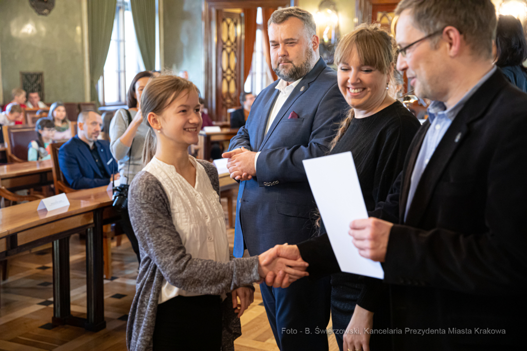 bs_191201_8114.jpg-Konkurs,Patroni ulic  Autor: B. Świerzowski