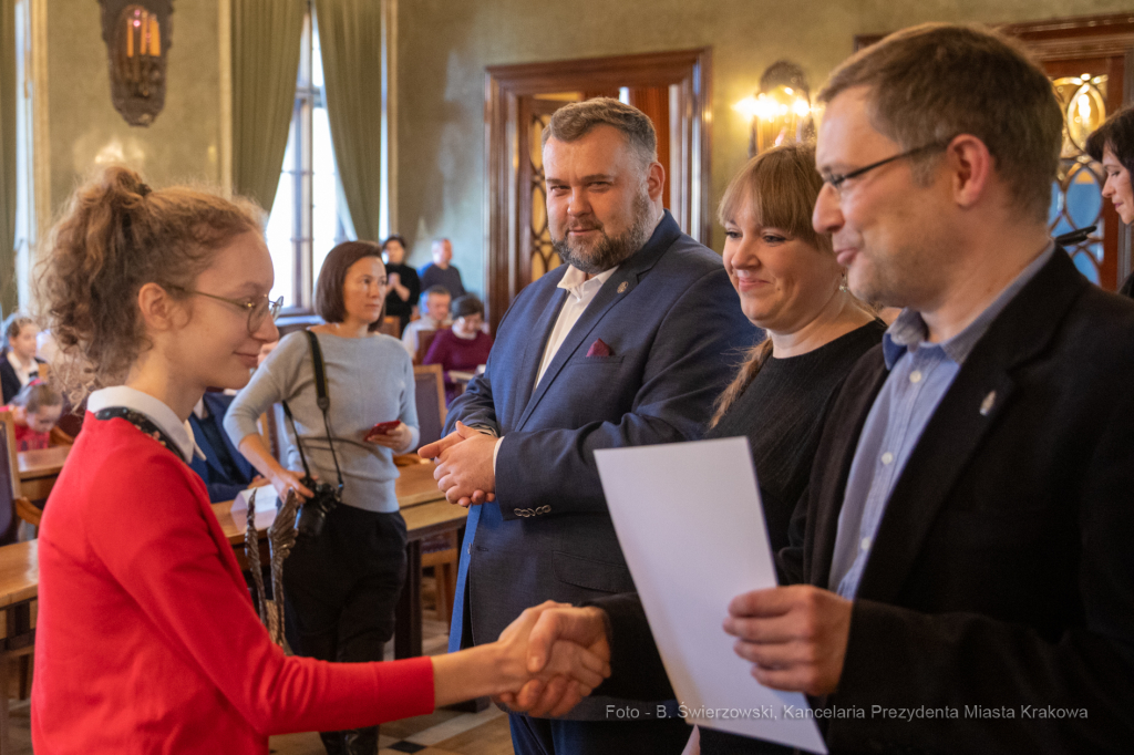 bs_191201_8145.jpg-Konkurs,Patroni ulic  Autor: B. Świerzowski