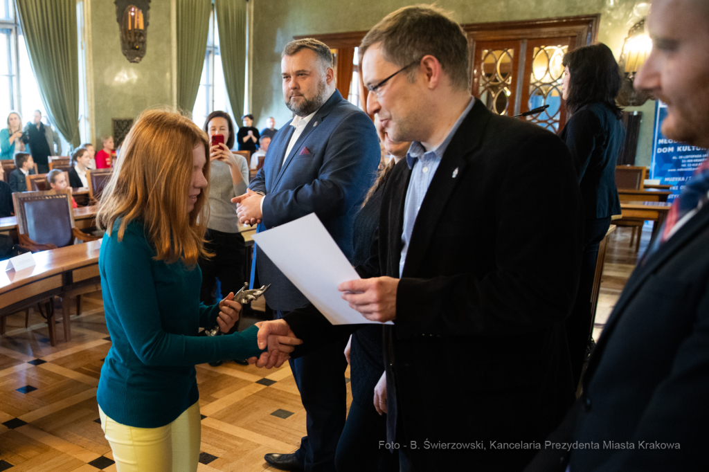 bs_191201_8183.jpg-Konkurs,Patroni ulic  Autor: B. Świerzowski