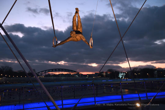 dsc_0405 kopia02.jpg-niebieska kładka