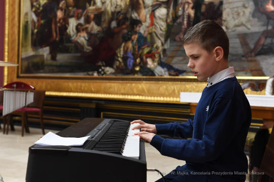 dsc_0596 kopia05.jpg-Podzielmy się ciepłem