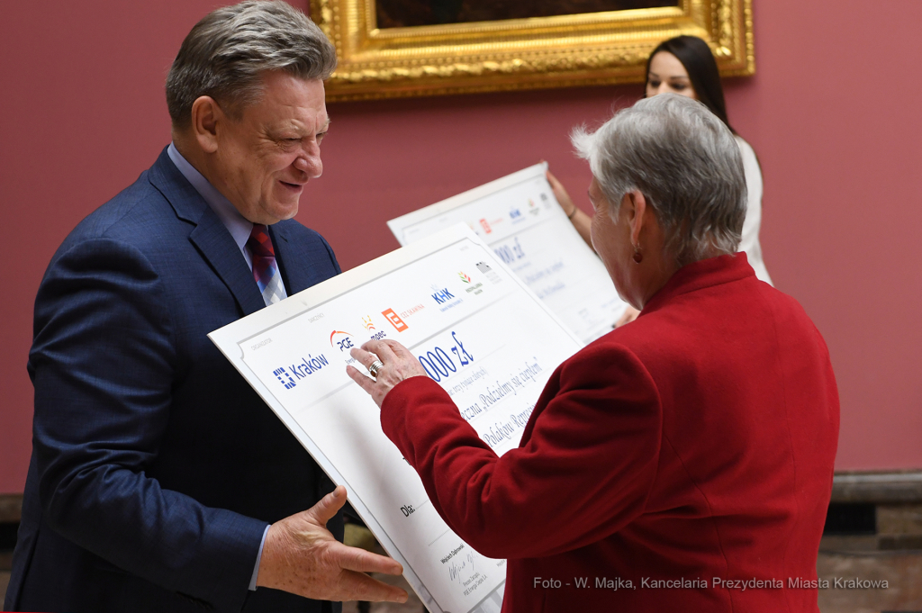 dsc_0656 kopia22.jpg-Podzielmy się ciepłem  Autor: W. Majka