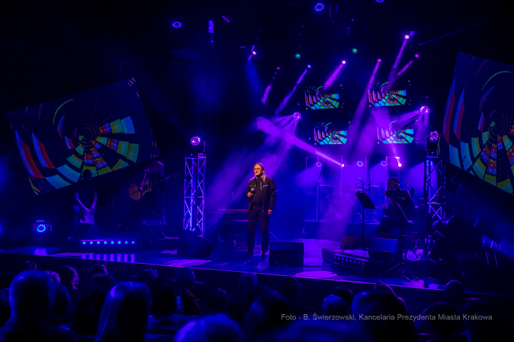 bs-grudnia 07, 2019-img_0051.jpg-Koncert,Groteska,Majchrowski,Piotr Chłosta  Autor: B. Świerzowski