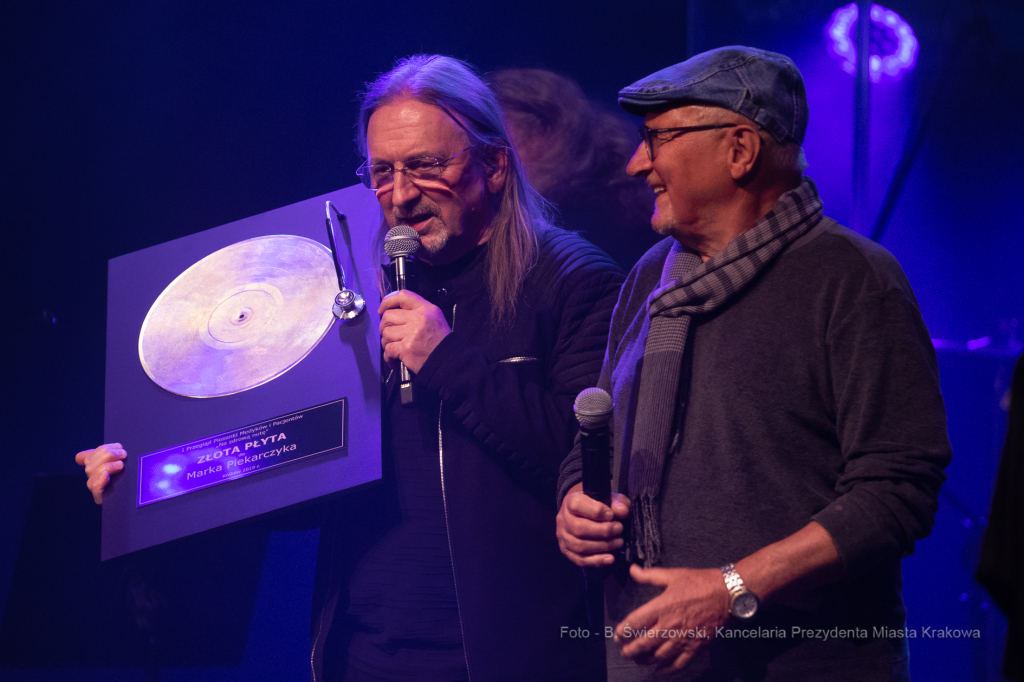 bs-grudnia 07, 2019-img_0197.jpg-Koncert,Groteska,Majchrowski,Piotr Chłosta  Autor: B. Świerzowski