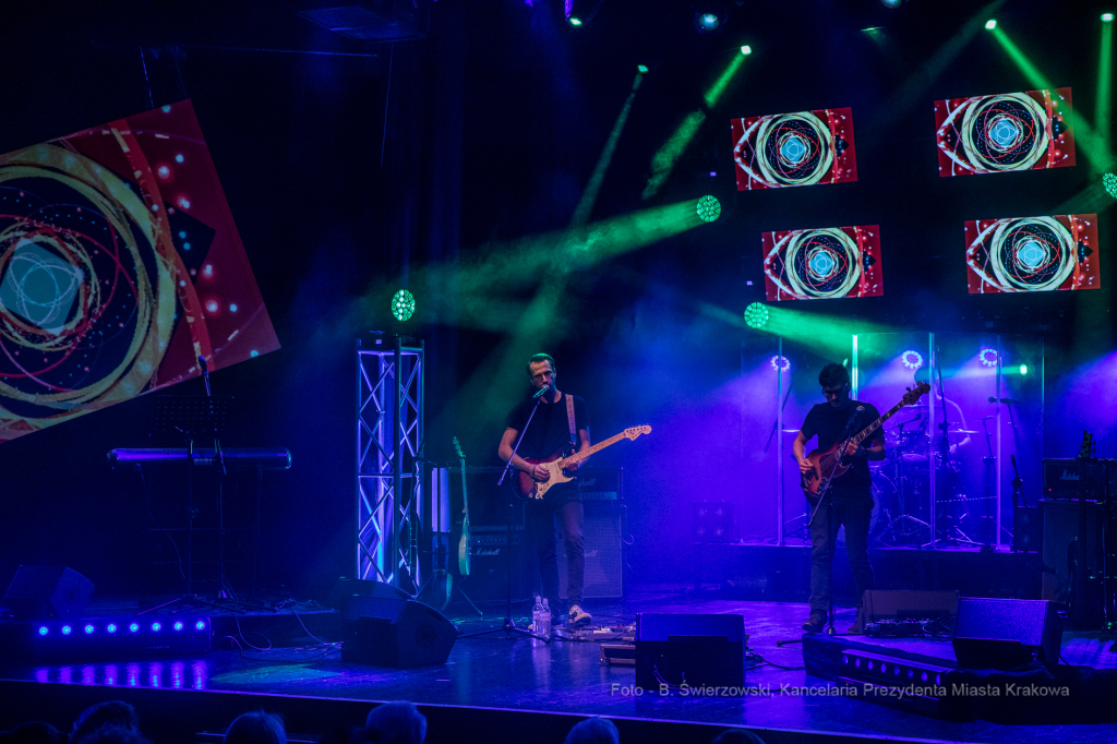 bs-grudnia 07, 2019-img_0222.jpg-Koncert,Groteska,Majchrowski,Piotr Chłosta  Autor: B. Świerzowski