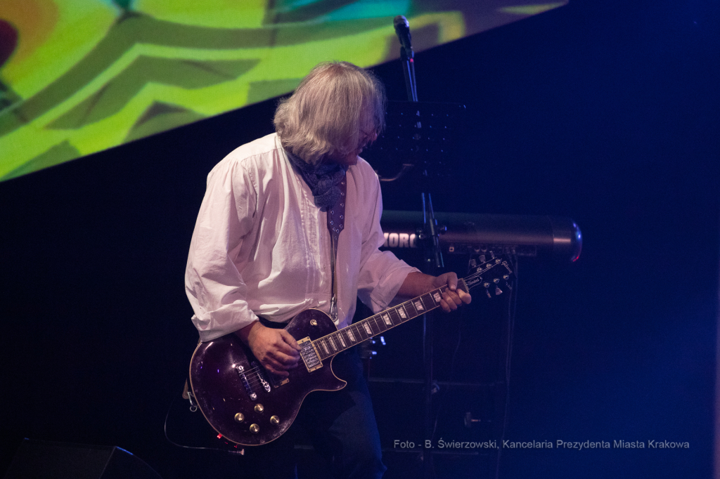 bs-grudnia 07, 2019-img_0262.jpg-Koncert,Groteska,Majchrowski,Piotr Chłosta  Autor: B. Świerzowski