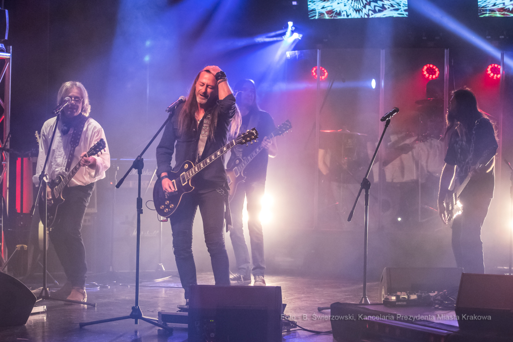 bs-grudnia 07, 2019-img_0318.jpg-Koncert,Groteska,Majchrowski,Piotr Chłosta  Autor: B. Świerzowski