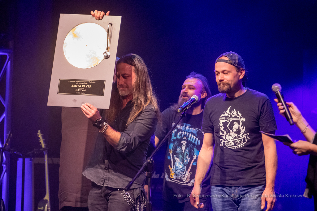 bs-grudnia 07, 2019-img_0377.jpg-Koncert,Groteska,Majchrowski,Piotr Chłosta  Autor: B. Świerzowski