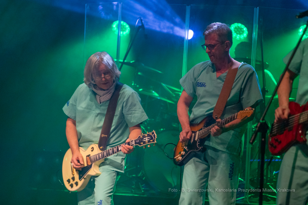 bs-grudnia 07, 2019-img_0442.jpg-Koncert,Groteska,Majchrowski,Piotr Chłosta  Autor: B. Świerzowski