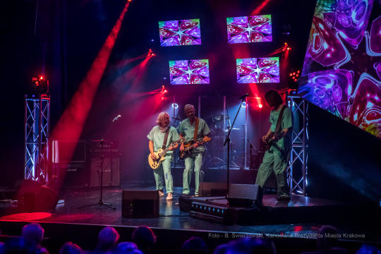 bs-grudnia 07, 2019-img_0529.jpg-Koncert,Groteska,Majchrowski,Piotr Chłosta