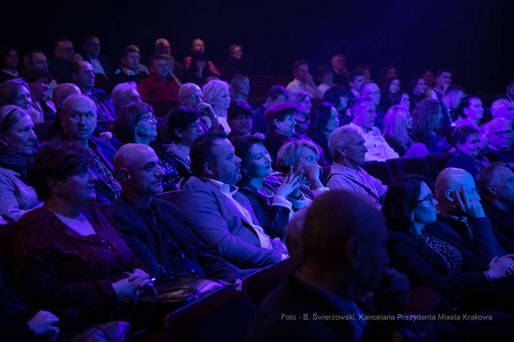 bs-grudnia 07, 2019-img_0600.jpg-Koncert,Groteska,Majchrowski,Piotr Chłosta  Autor: B. Świerzowski