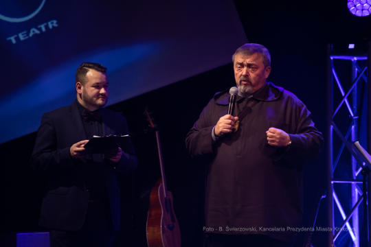 bs-grudnia 07, 2019-img_9902.jpg-Koncert,Groteska,Majchrowski,Piotr Chłosta
