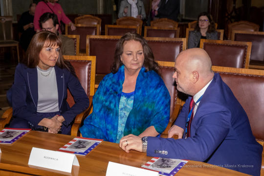 bs_191206_9472.jpg-Hoover,Gala,Korfel