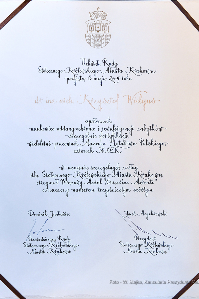 dsc_0003 kopia02.jpg-cracoviae merenti  Autor: W. Majka