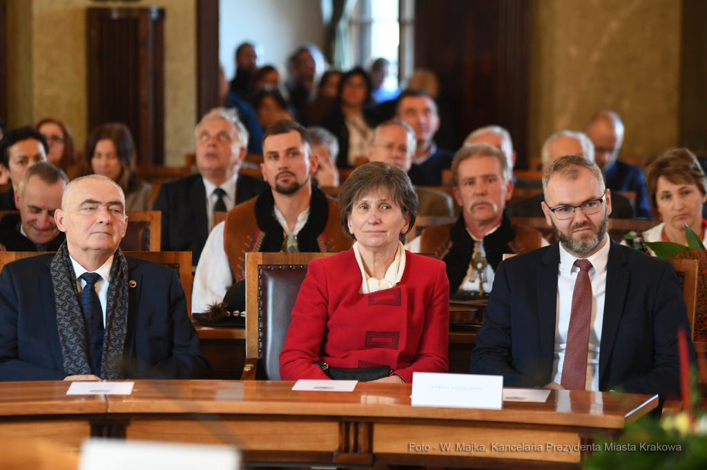 dsc_0088 kopia17.jpg-cracoviae merenti  Autor: W. Majka