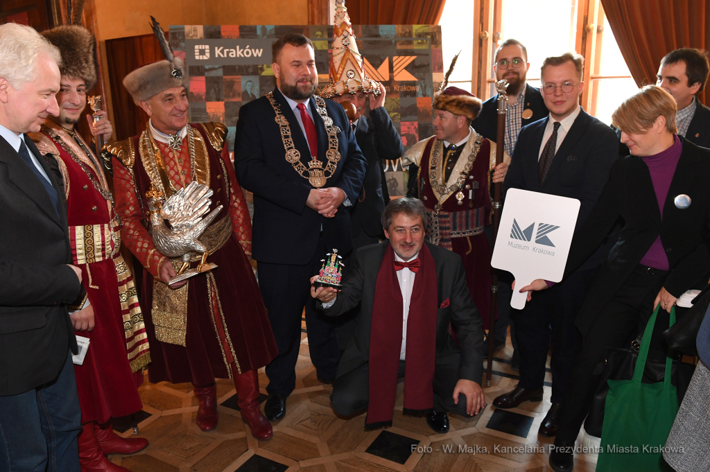 dsc_0184 kopia34.jpg-cracoviae merenti  Autor: W. Majka