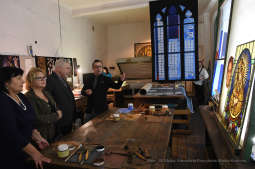 dsc_0353 kopia07.jpg-odsłonięcie dwóch witraży