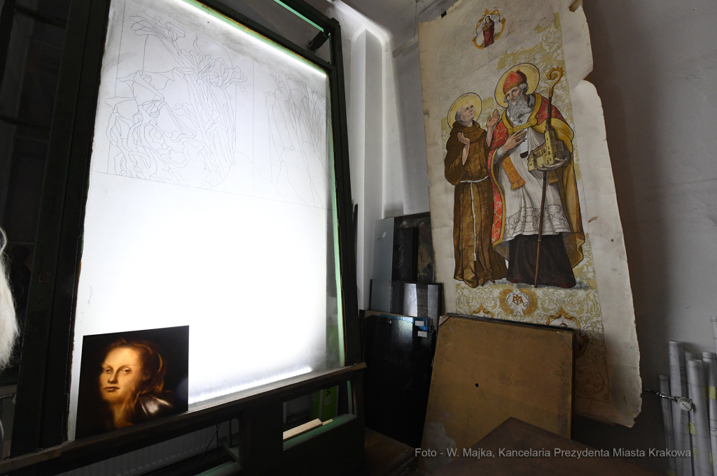 dsc_0365 kopia08.jpg-odsłonięcie dwóch witraży  Autor: W. Majka