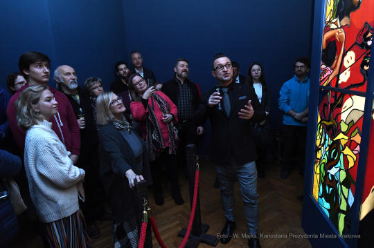 dsc_0393 kopia14.jpg-odsłonięcie dwóch witraży