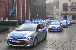 dsc_1565 kopia35.jpg-samochody dla policji