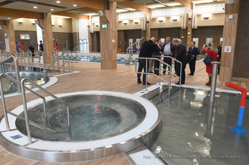 dsc_2091 kopia05.jpg-basen na Kozłówce  Autor: W. Majka