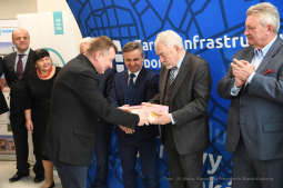 dsc_2184 kopia14.jpg-basen na Kozłówce