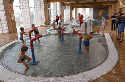 dsc_2251 kopia21.jpg-basen na Kozłówce