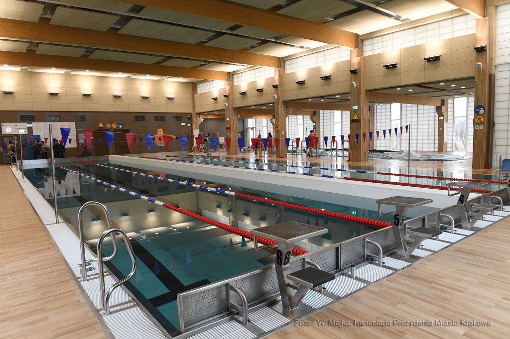 dsc_2262 kopia24.jpg-basen na Kozłówce  Autor: W. Majka