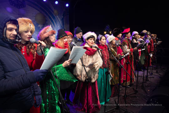 bs-grudnia 22, 2019-img_6263.jpg-Kolędy,Lekcja Śpiewania