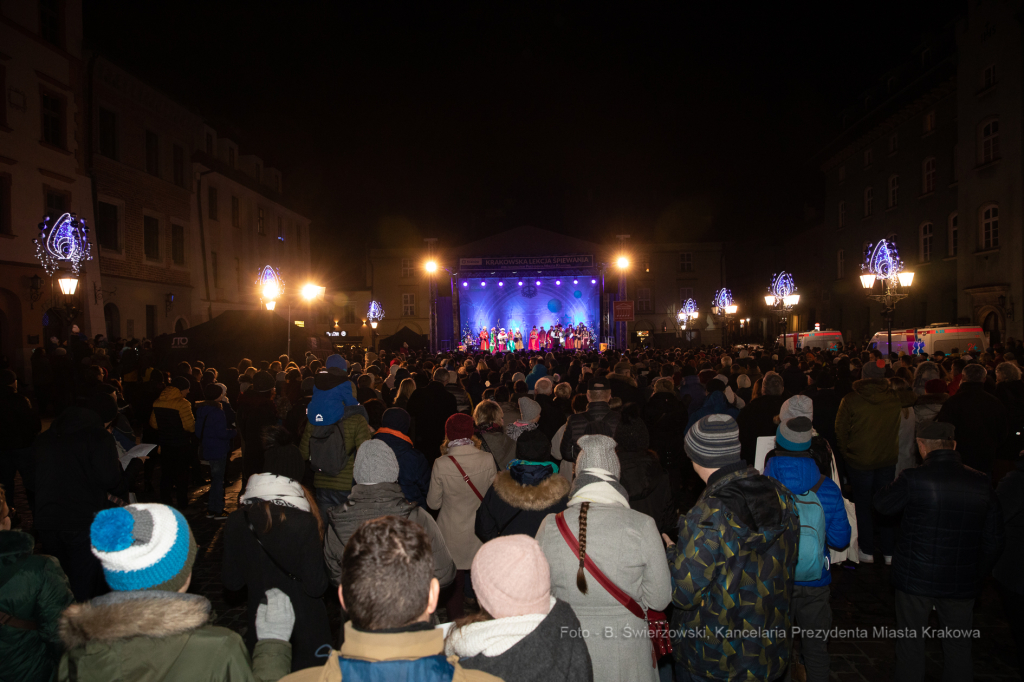 bs-grudnia 22, 2019-img_6315.jpg-Kolędy,Lekcja Śpiewania  Autor: B. Świerzowski