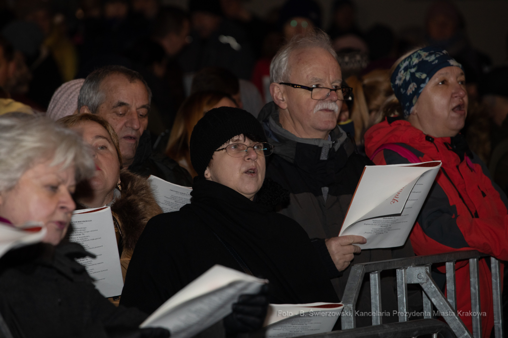 bs-grudnia 22, 2019-img_6414.jpg-Kolędy,Lekcja Śpiewania  Autor: B. Świerzowski