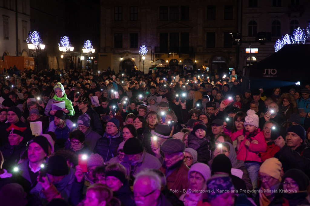 bs-grudnia 22, 2019-img_6477.jpg-Kolędy,Lekcja Śpiewania  Autor: B. Świerzowski