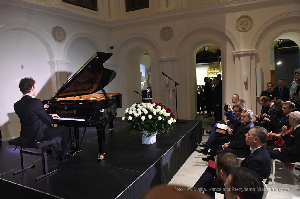 dsc_2414 kopia02.jpg-muzeum Czertoryskich 