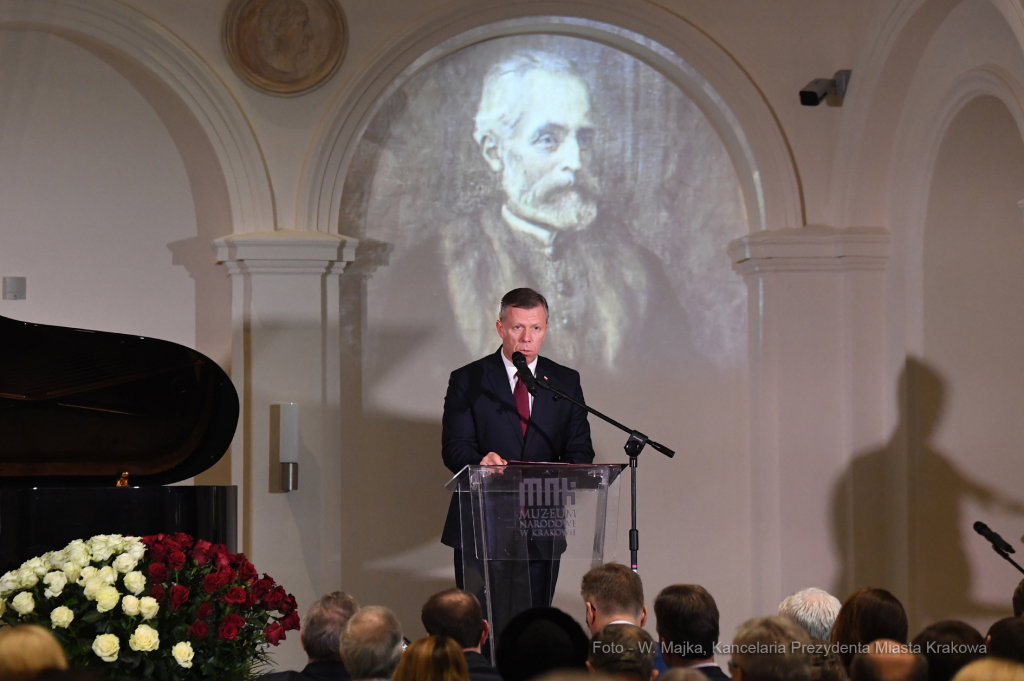 dsc_2438 kopia05.jpg-muzeum Czertoryskich 