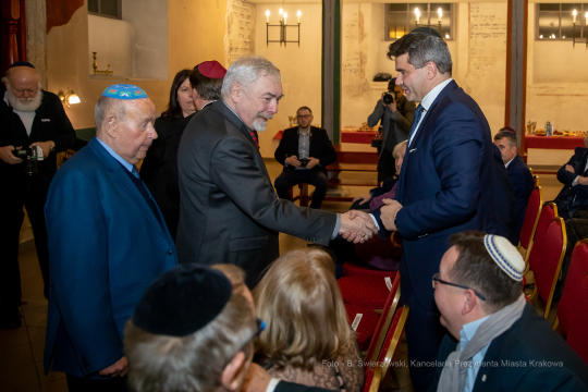 bs-grudnia 28, 2019-img_6610.jpg-Świeca Chanukowa,Majchrowski,Uroczystość