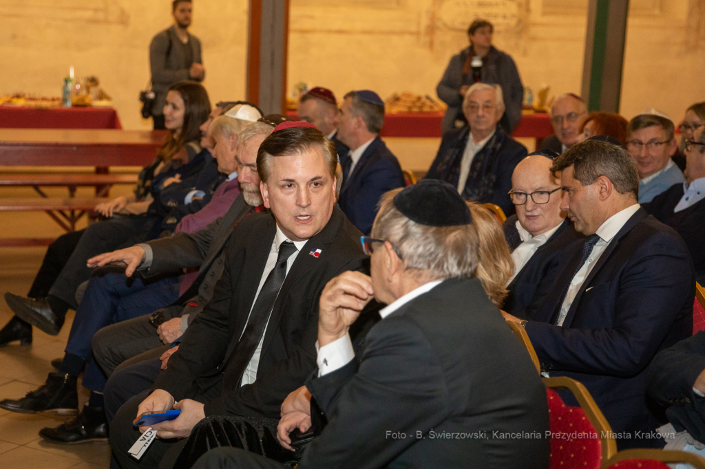 bs-grudnia 28, 2019-img_6611.jpg-Świeca Chanukowa,Majchrowski,Uroczystość  Autor: B. Świerzowski