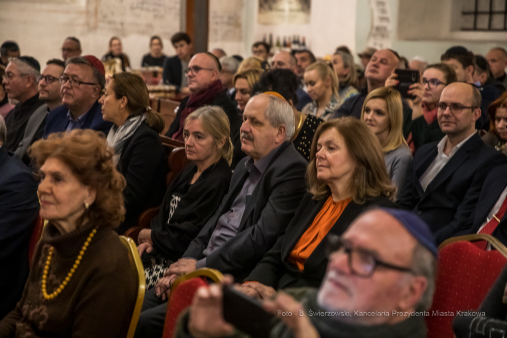 bs-grudnia 28, 2019-img_6819.jpg-Świeca Chanukowa,Majchrowski,Uroczystość  Autor: B. Świerzowski