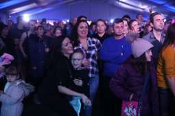 20200101001406_img_7371.jpg-Sylwester 2019 w Nowej Hucie