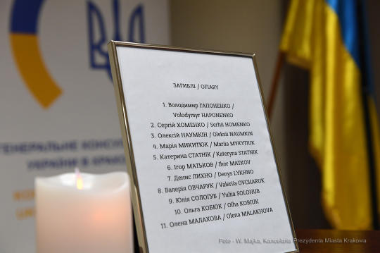 dsc_3661 kopia01.jpg-księga kondolencyjna Ukraina