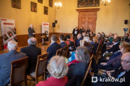 bs_200110_8113.jpg-mies_kraków_jubileusz_Pieszczachowicz